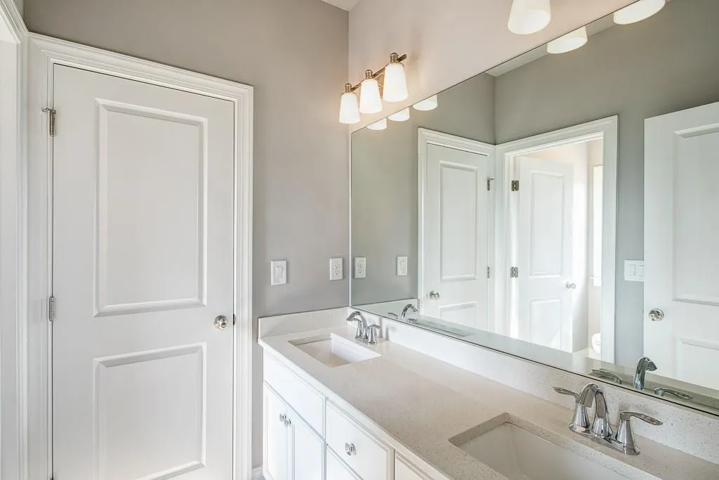 824 Novello Court, Sandy Springs, Georgia 30342, 3 Bedrooms Bedrooms, ,3 BathroomsBathrooms,Residential,Sold,824 Novello Court,5950291