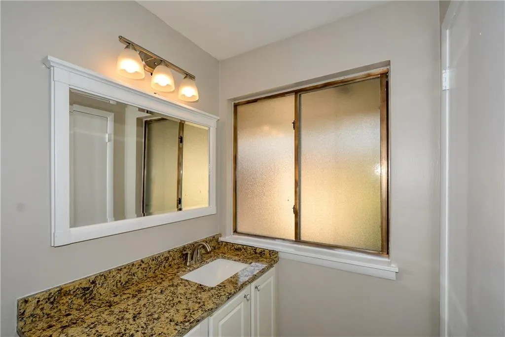 346 Carpenter Drive Unit 49, Atlanta, Georgia 30328, 2 Bedrooms Bedrooms, ,2 BathroomsBathrooms,Residential,Sold,346 Carpenter Drive Unit 49,5929605