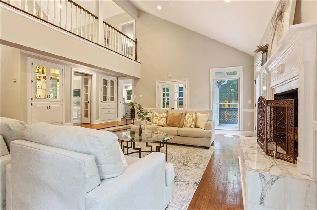 1183 Woods Circle Ne, Atlanta, Georgia 30324, 3 Bedrooms Bedrooms, ,3 BathroomsBathrooms,Residential,For Sale,1183 Woods Circle Ne,7591599