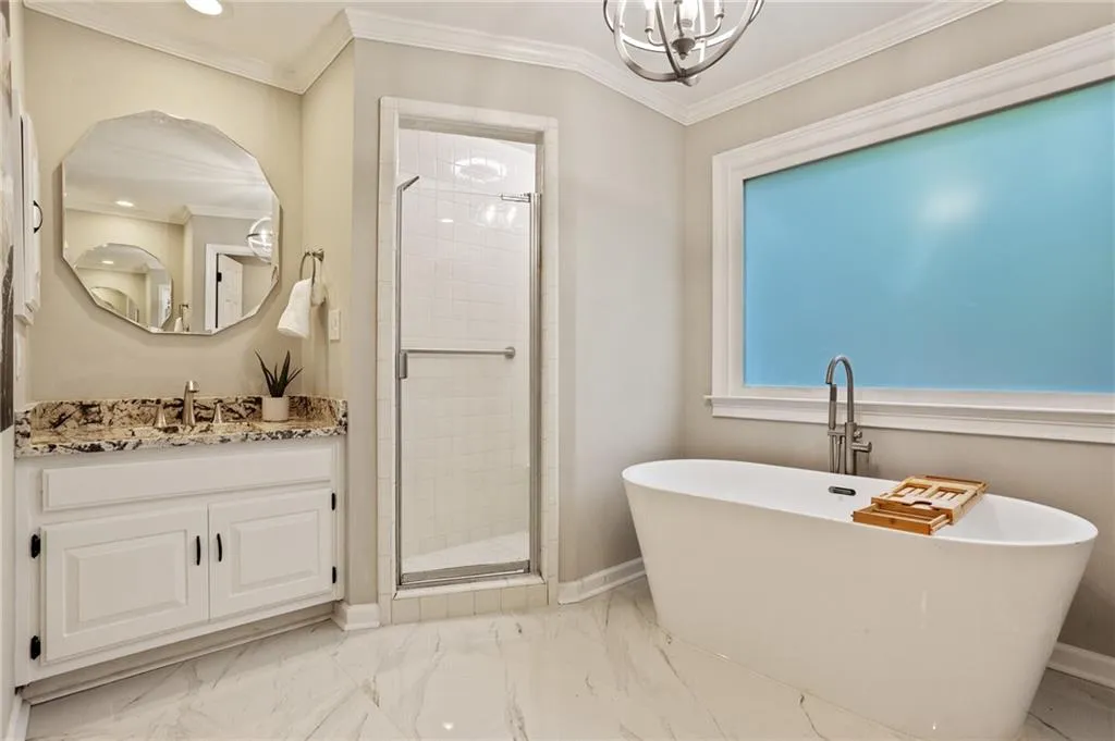 1183 Woods Circle Ne, Atlanta, Georgia 30324, 3 Bedrooms Bedrooms, ,3 BathroomsBathrooms,Residential,For Sale,1183 Woods Circle Ne,7591599