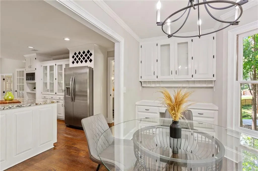 1183 Woods Circle Ne, Atlanta, Georgia 30324, 3 Bedrooms Bedrooms, ,3 BathroomsBathrooms,Residential,For Sale,1183 Woods Circle Ne,7591599