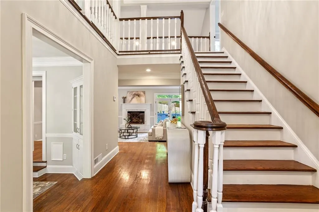 1183 Woods Circle Ne, Atlanta, Georgia 30324, 3 Bedrooms Bedrooms, ,3 BathroomsBathrooms,Residential,For Sale,1183 Woods Circle Ne,7591599