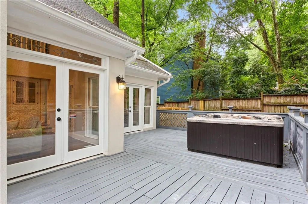 1183 Woods Circle Ne, Atlanta, Georgia 30324, 3 Bedrooms Bedrooms, ,3 BathroomsBathrooms,Residential,For Sale,1183 Woods Circle Ne,7591599