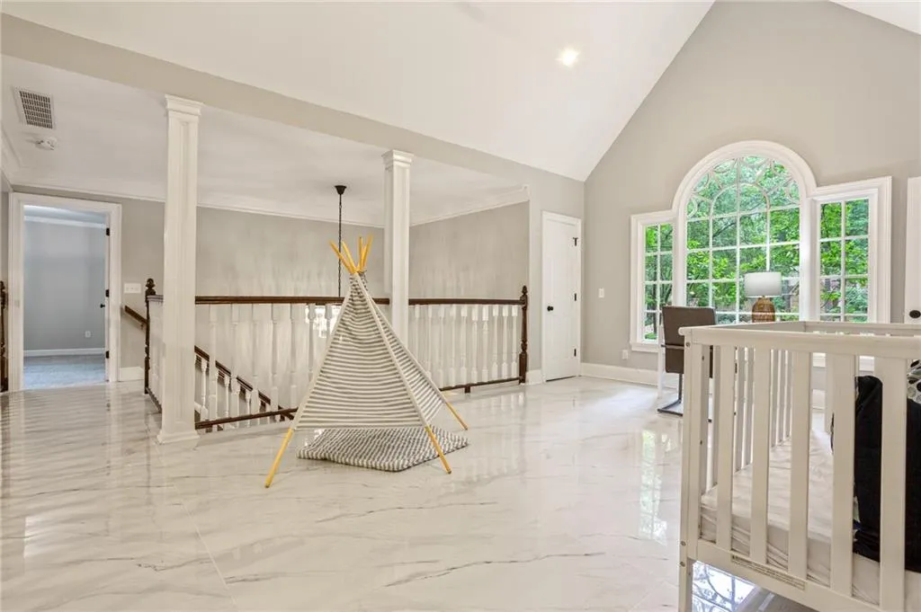1183 Woods Circle Ne, Atlanta, Georgia 30324, 3 Bedrooms Bedrooms, ,3 BathroomsBathrooms,Residential,For Sale,1183 Woods Circle Ne,7591599