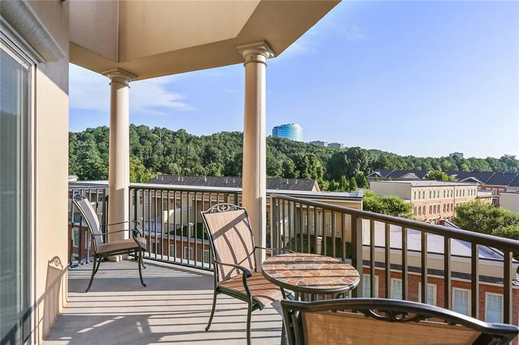 200 River Vista Drive Unit 715, Atlanta, Georgia 30339, 2 Bedrooms Bedrooms, ,2 BathroomsBathrooms,Residential,Sold,200 River Vista Drive Unit 715,6607104