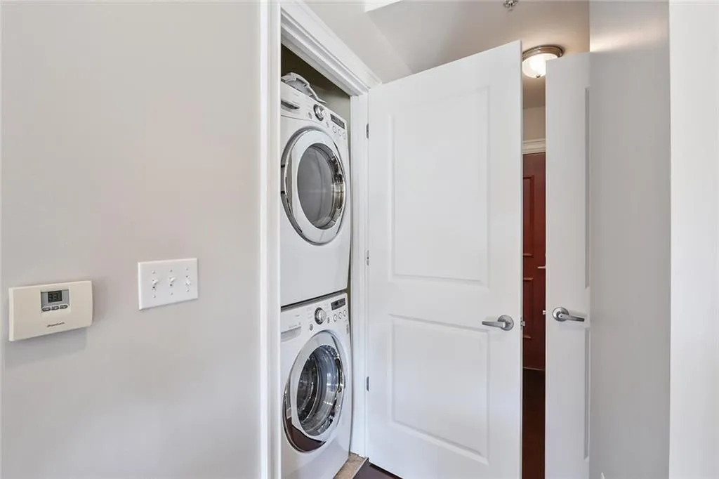 200 River Vista Drive Unit 715, Atlanta, Georgia 30339, 2 Bedrooms Bedrooms, ,2 BathroomsBathrooms,Residential,Sold,200 River Vista Drive Unit 715,6607104