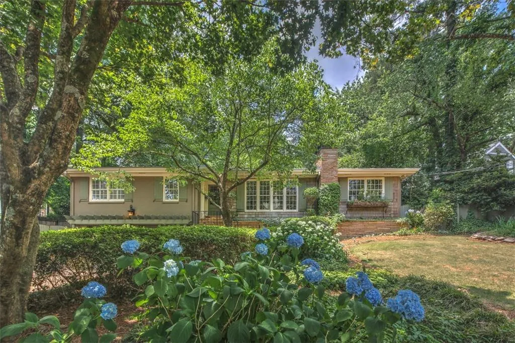 964 Buckingham Circle Nw, Atlanta, Georgia 30327, 4 Bedrooms Bedrooms, ,4 BathroomsBathrooms,Residential,Sold,964 Buckingham Circle Nw,5767319 964 Buckingham Circle Nw, Atlanta, Georgia 30327, 4 Bedrooms Bedrooms, ,4 BathroomsBathrooms,Residential,Sold,964 Buckingham Circle Nw,5767319