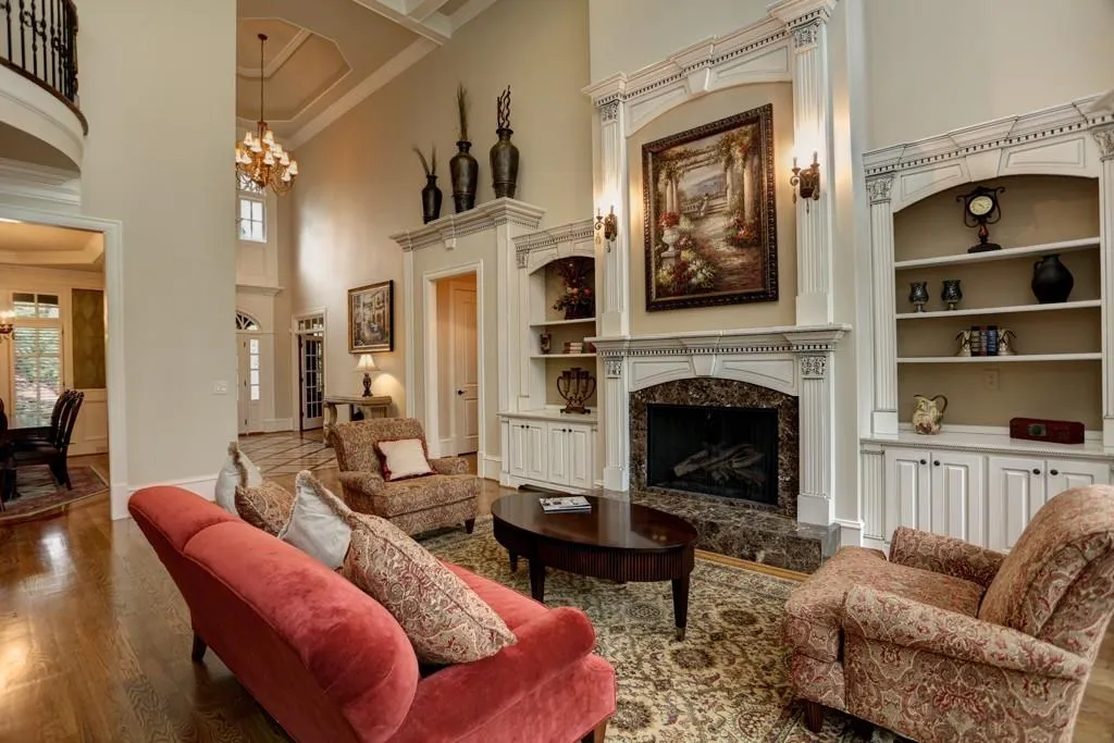 4980 High Point Road, Atlanta, Georgia 30342, 6 Bedrooms Bedrooms, ,5 BathroomsBathrooms,Residential,Sold,4980 High Point Road,5814352