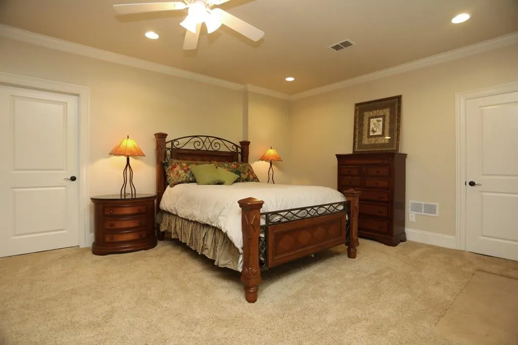 4980 High Point Road, Atlanta, Georgia 30342, 6 Bedrooms Bedrooms, ,5 BathroomsBathrooms,Residential,Sold,4980 High Point Road,5814352