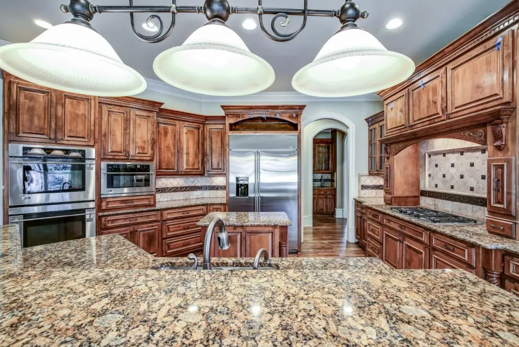 4980 High Point Road, Atlanta, Georgia 30342, 6 Bedrooms Bedrooms, ,5 BathroomsBathrooms,Residential,Sold,4980 High Point Road,5814352