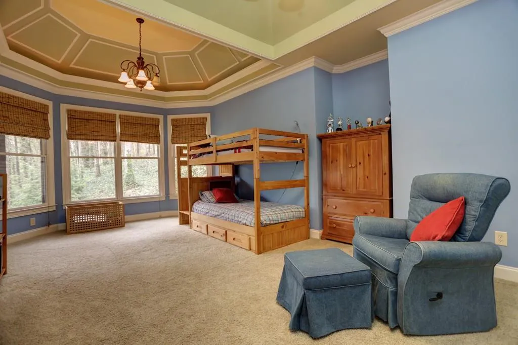 4980 High Point Road, Atlanta, Georgia 30342, 6 Bedrooms Bedrooms, ,5 BathroomsBathrooms,Residential,Sold,4980 High Point Road,5814352