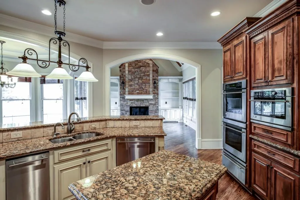 4980 High Point Road, Atlanta, Georgia 30342, 6 Bedrooms Bedrooms, ,5 BathroomsBathrooms,Residential,Sold,4980 High Point Road,5814352
