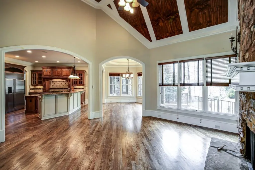 4980 High Point Road, Atlanta, Georgia 30342, 6 Bedrooms Bedrooms, ,5 BathroomsBathrooms,Residential,Sold,4980 High Point Road,5814352
