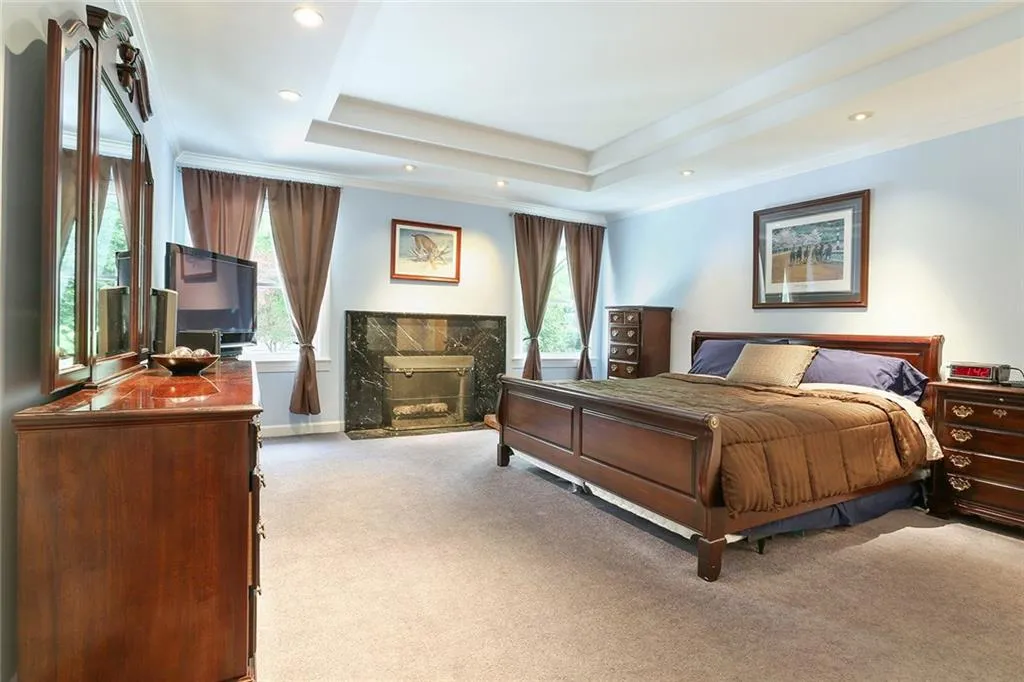 6175 Riverwood Drive Nw, Atlanta, Georgia 30328, 4 Bedrooms Bedrooms, ,3 BathroomsBathrooms,Residential,Sold,6175 Riverwood Drive Nw,5836389