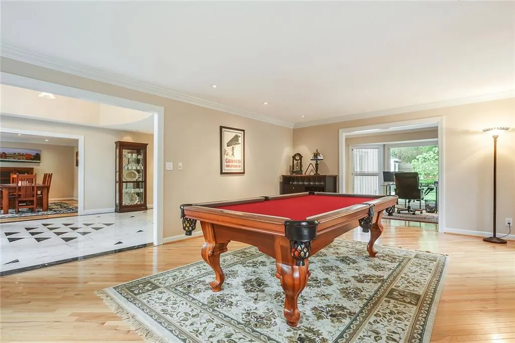 6175 Riverwood Drive Nw, Atlanta, Georgia 30328, 4 Bedrooms Bedrooms, ,3 BathroomsBathrooms,Residential,Sold,6175 Riverwood Drive Nw,5836389