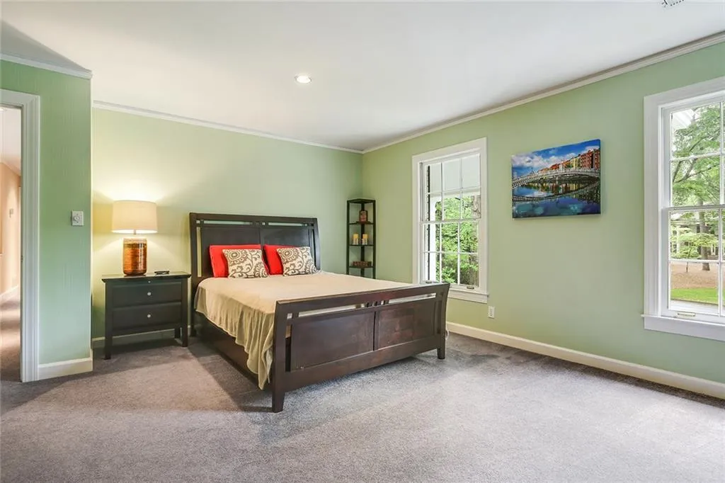 6175 Riverwood Drive Nw, Atlanta, Georgia 30328, 4 Bedrooms Bedrooms, ,3 BathroomsBathrooms,Residential,Sold,6175 Riverwood Drive Nw,5836389