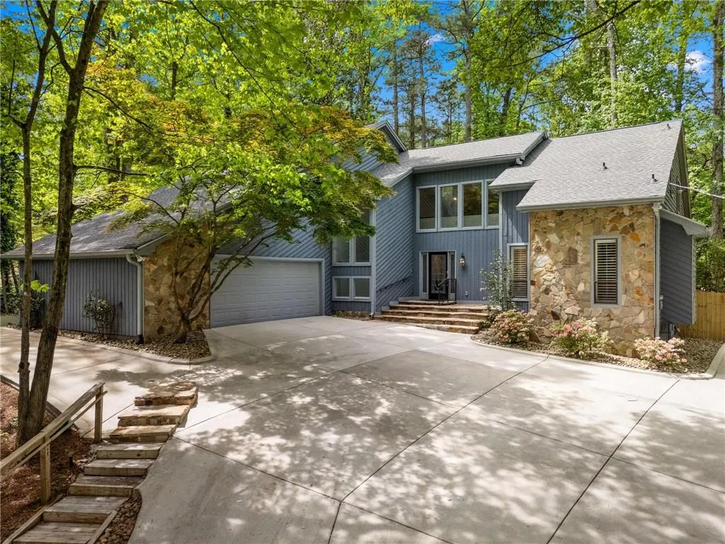 990 Ivy Falls Drive, Atlanta, Georgia 30328, 4 Bedrooms Bedrooms, ,3 BathroomsBathrooms,Residential,For Sale,990 Ivy Falls Drive,7751984