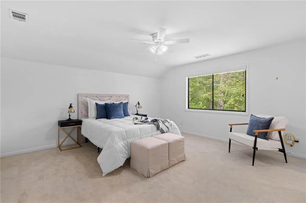 upstairs secondary bedroom 1