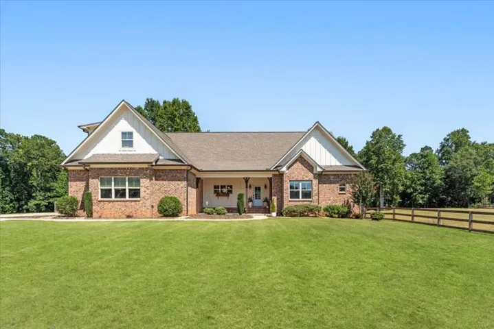 915 Pool Road, Hiram, Georgia 30141