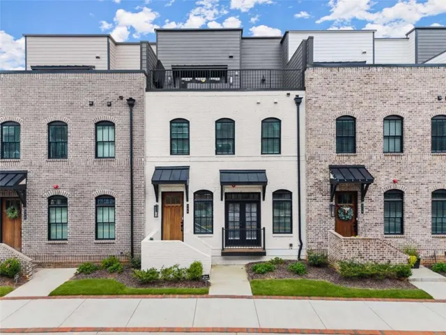 338 Sugarview Road, Sugar Hill, Georgia 30518