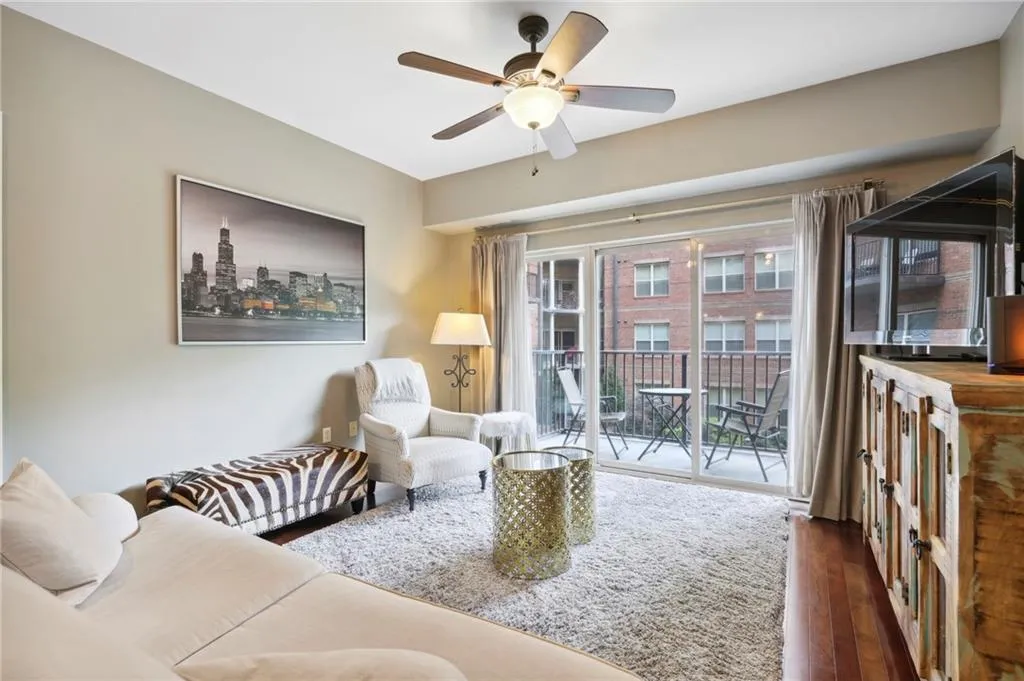 200 River Vista Drive Unit 223, Atlanta, Georgia 30339, 2 Bedrooms Bedrooms, ,2 BathroomsBathrooms,Residential,Sold,200 River Vista Drive Unit 223,7216089