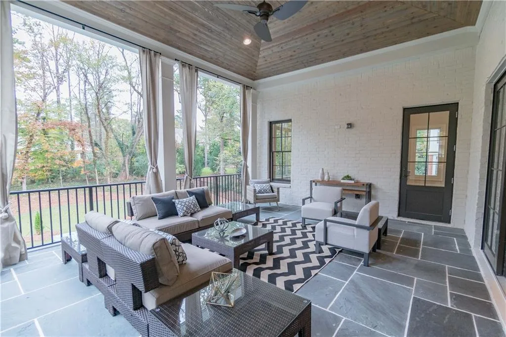 4891 Powers Ferry Road, Atlanta, Georgia 30327, 6 Bedrooms Bedrooms, ,6 BathroomsBathrooms,Residential,Sold,4891 Powers Ferry Road,5934394