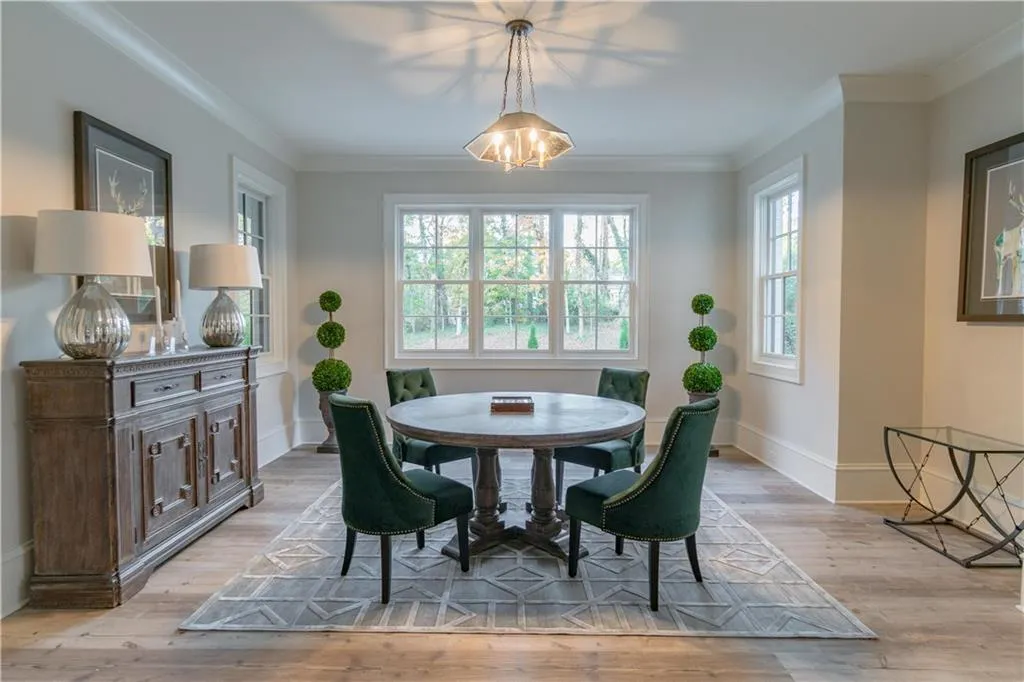 4891 Powers Ferry Road, Atlanta, Georgia 30327, 6 Bedrooms Bedrooms, ,6 BathroomsBathrooms,Residential,Sold,4891 Powers Ferry Road,5934394