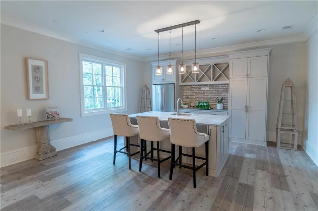4891 Powers Ferry Road, Atlanta, Georgia 30327, 6 Bedrooms Bedrooms, ,6 BathroomsBathrooms,Residential,Sold,4891 Powers Ferry Road,5934394