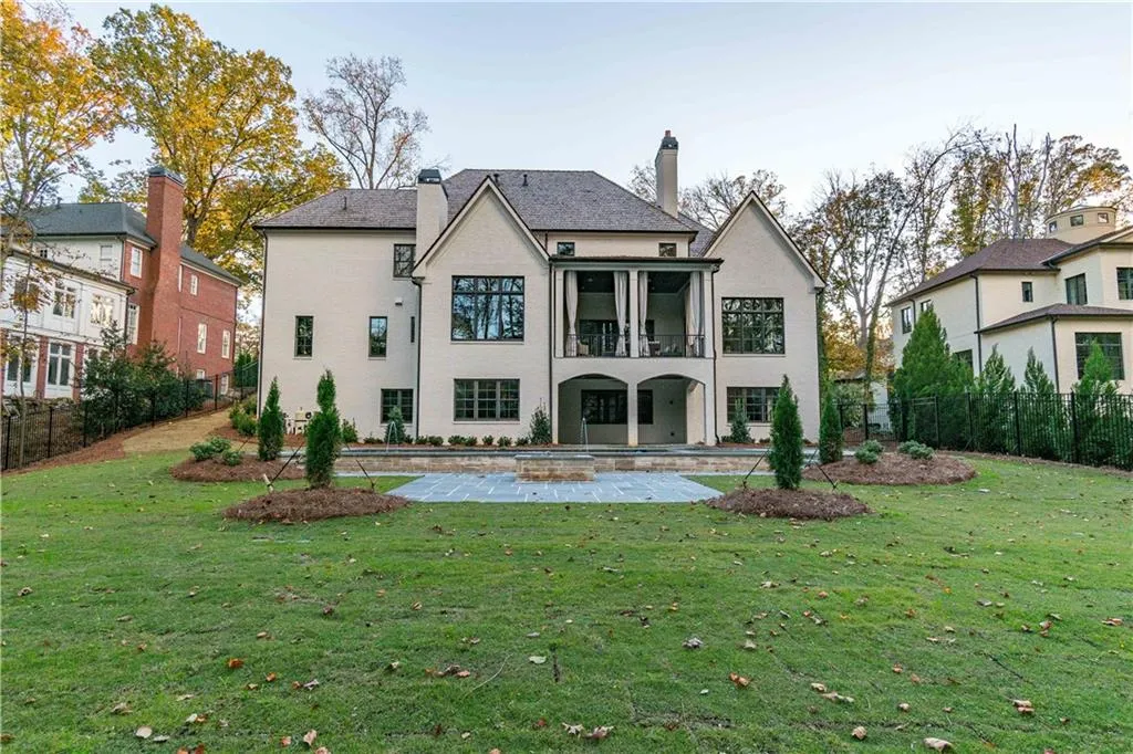 4891 Powers Ferry Road, Atlanta, Georgia 30327, 6 Bedrooms Bedrooms, ,6 BathroomsBathrooms,Residential,Sold,4891 Powers Ferry Road,5934394