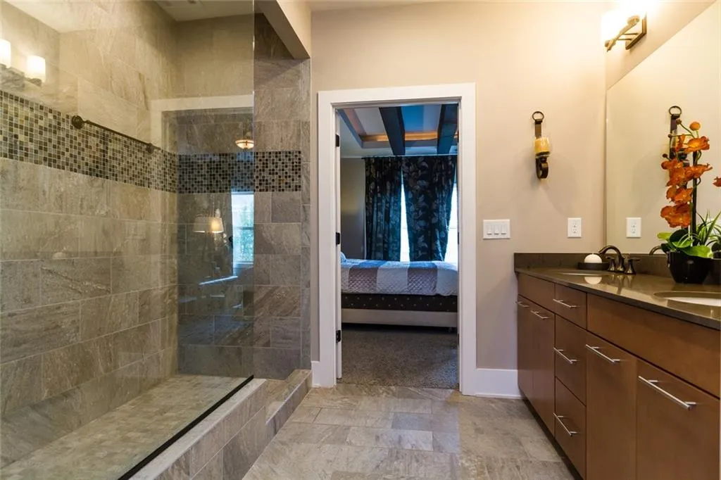 229 Alderwood Point, Sandy Springs, Georgia 30328, 3 Bedrooms Bedrooms, ,2 BathroomsBathrooms,Residential,Sold,229 Alderwood Point,6647864