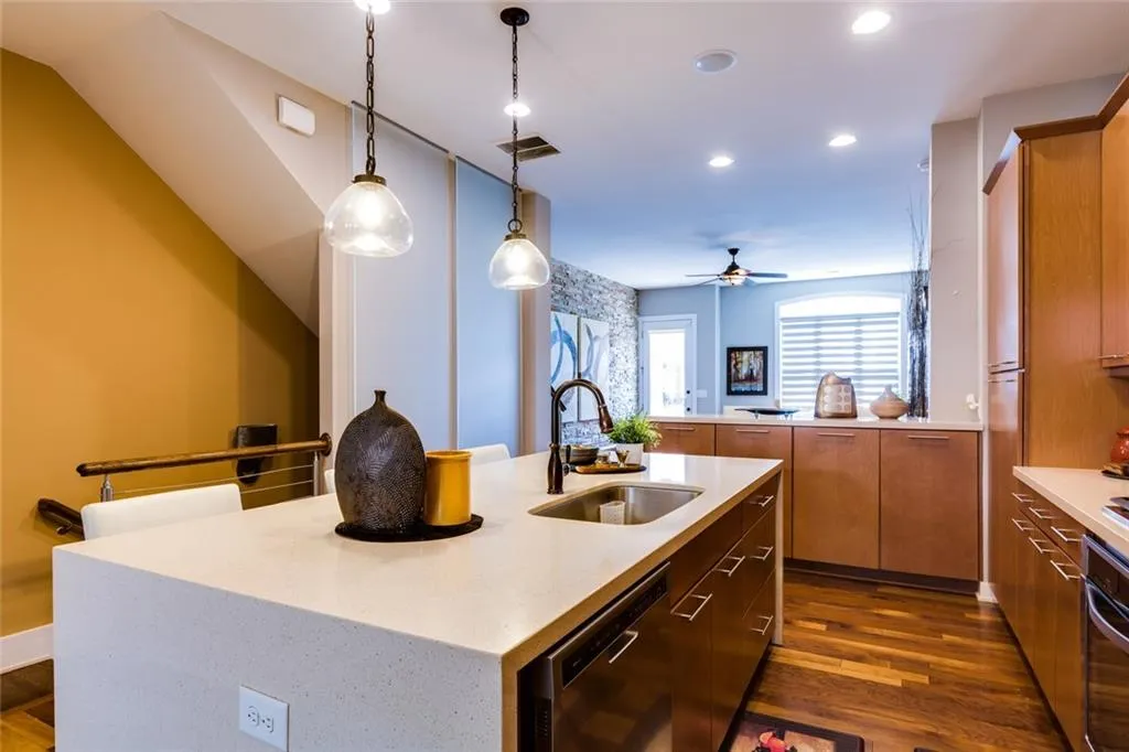 229 Alderwood Point, Sandy Springs, Georgia 30328, 3 Bedrooms Bedrooms, ,2 BathroomsBathrooms,Residential,Sold,229 Alderwood Point,6647864