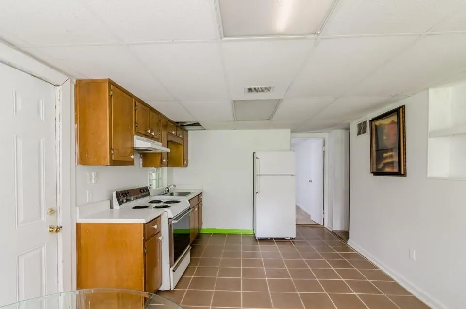 5515 Wing Street, Sandy Springs, Georgia 30350, 4 Bedrooms Bedrooms, ,2 BathroomsBathrooms,Residential,Sold,5515 Wing Street,5692013