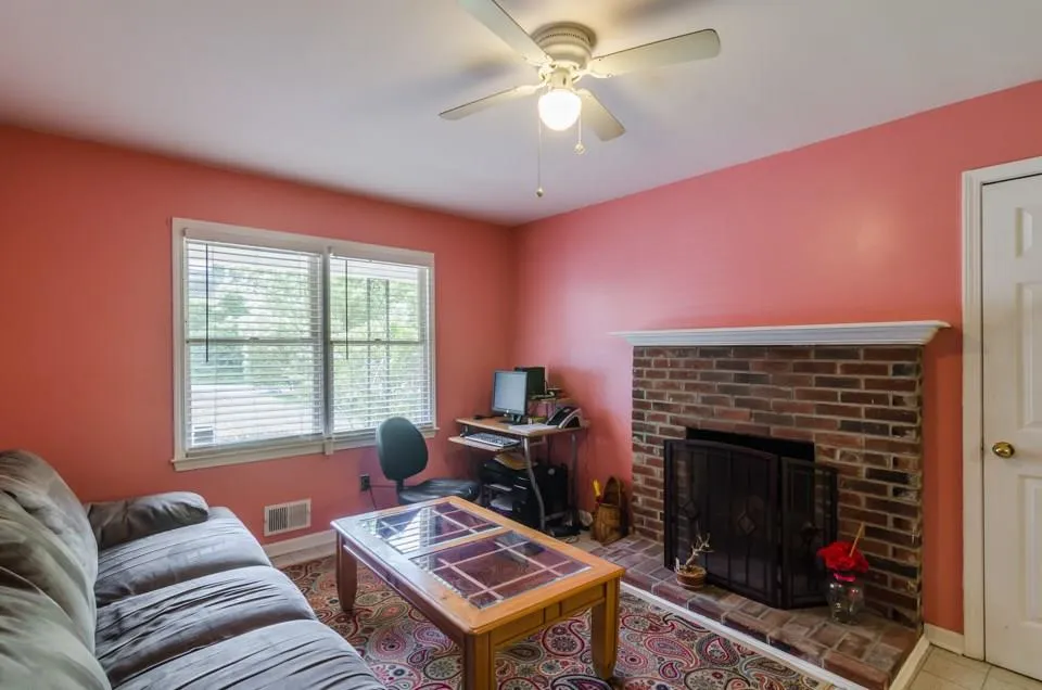 5515 Wing Street, Sandy Springs, Georgia 30350, 4 Bedrooms Bedrooms, ,2 BathroomsBathrooms,Residential,Sold,5515 Wing Street,5692013