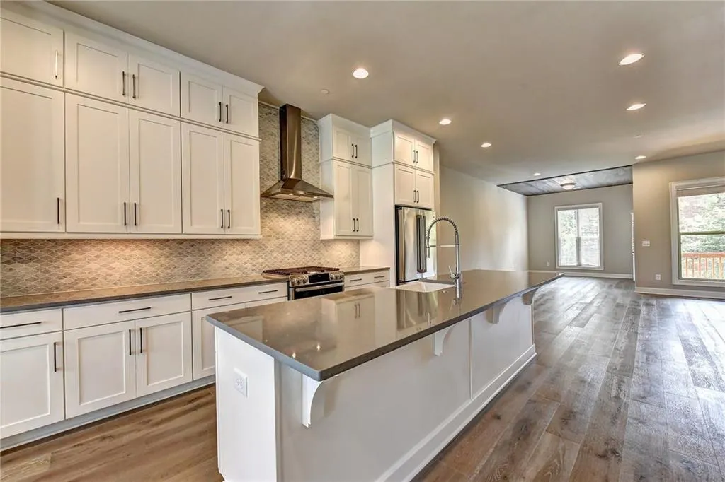 4313 Parkside Place, Atlanta, Georgia 30342, 3 Bedrooms Bedrooms, ,3 BathroomsBathrooms,Residential,Sold,4313 Parkside Place,6082717