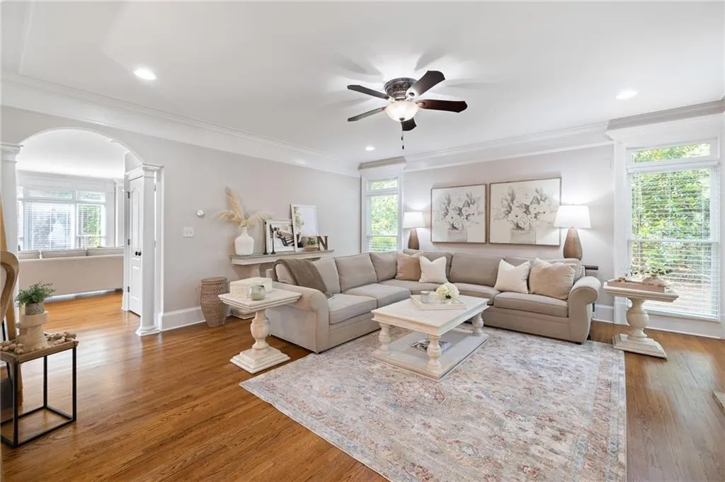 7987 Magnolia Square, Sandy Springs, Georgia 30350, 4 Bedrooms Bedrooms, ,3 BathroomsBathrooms,Residential,Sold,7987 Magnolia Square,7228579