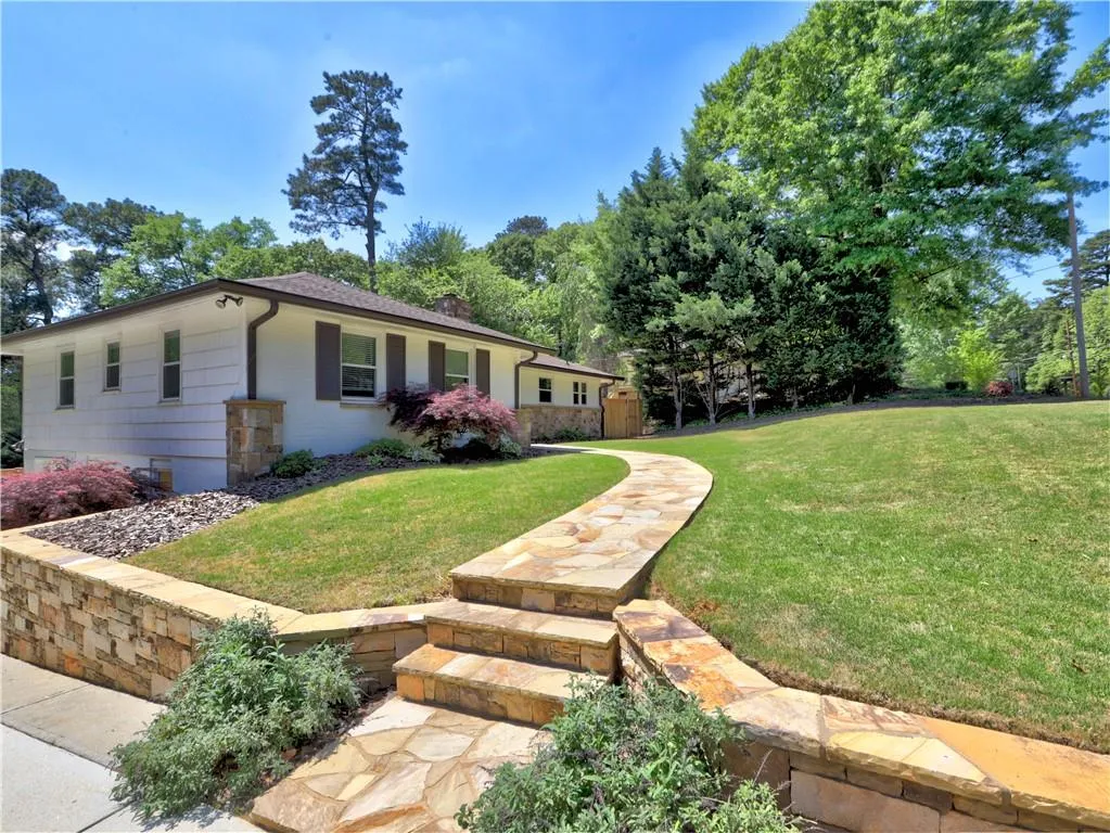 393 Hilderbrand Drive, Sandy Springs, Georgia 30328, 3 Bedrooms Bedrooms, ,2 BathroomsBathrooms,Residential,Sold,393 Hilderbrand Drive,7753443