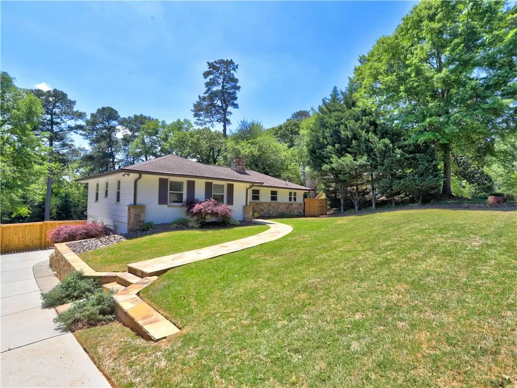 393 Hilderbrand Drive, Sandy Springs, Georgia 30328, 3 Bedrooms Bedrooms, ,2 BathroomsBathrooms,Residential,Sold,393 Hilderbrand Drive,7753443