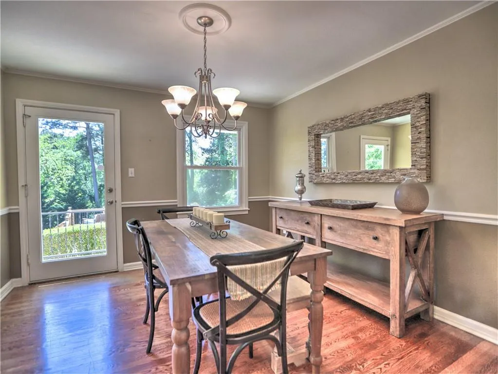 393 Hilderbrand Drive, Sandy Springs, Georgia 30328, 3 Bedrooms Bedrooms, ,2 BathroomsBathrooms,Residential,Sold,393 Hilderbrand Drive,7753443