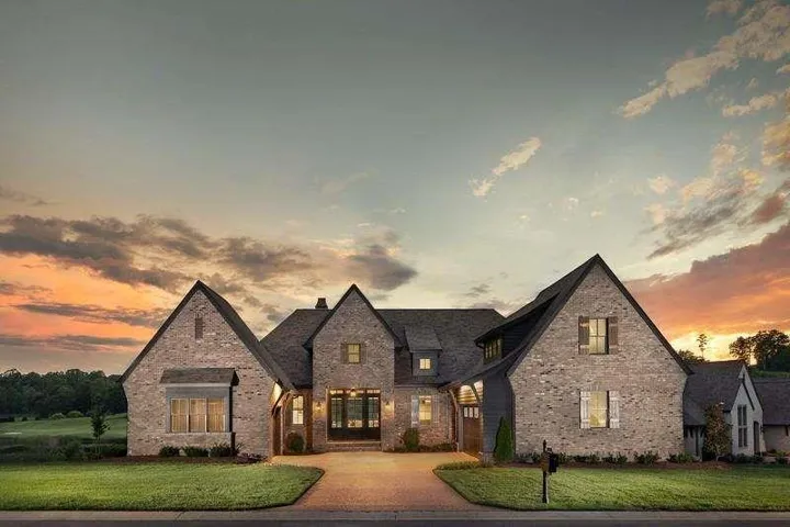 2655 Club Drive, Gainesville, Georgia 30506