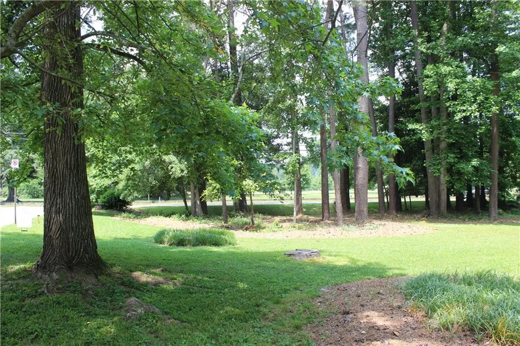 4253 Lake Forrest Drive, Atlanta, Georgia 30342, 4 Bedrooms Bedrooms, ,3 BathroomsBathrooms,Residential,Sold,4253 Lake Forrest Drive,5697141