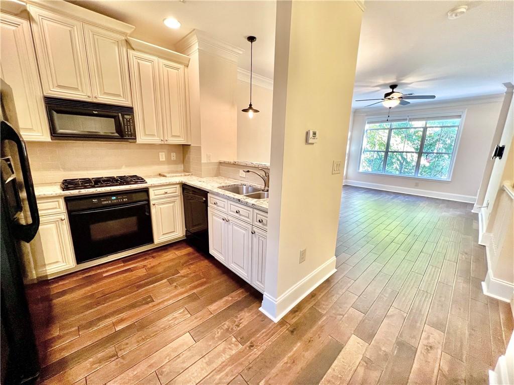 1054 Glenridge Place, Atlanta, Georgia 30342, 1 Bedroom Bedrooms, ,1 BathroomBathrooms,Residential,Sold,1054 Glenridge Place,7294155