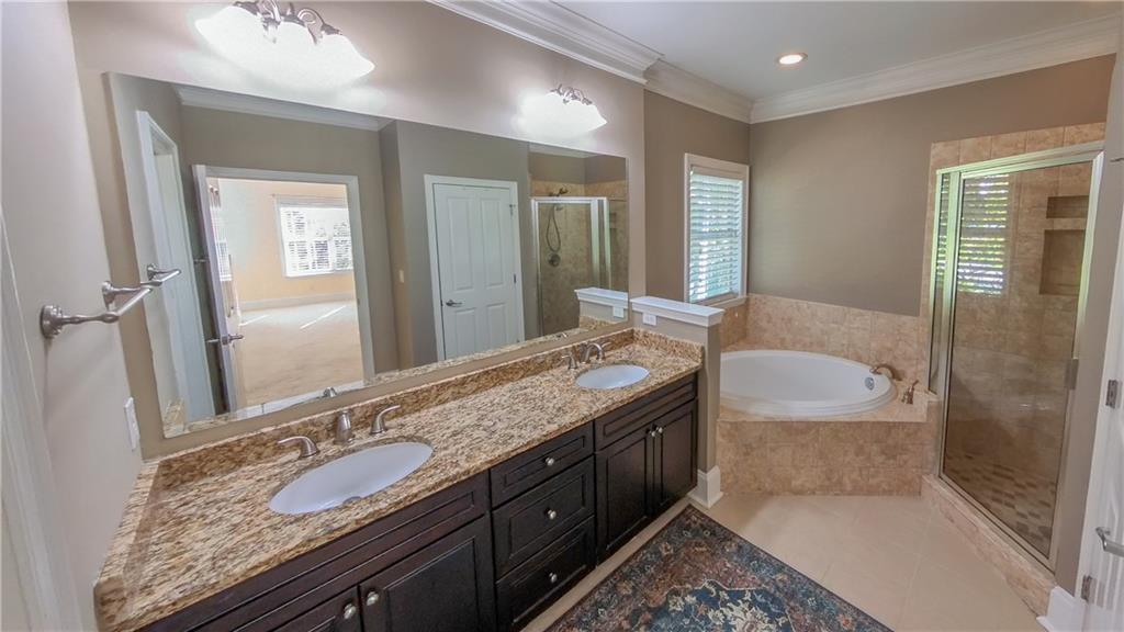 1054 Glenridge Place, Atlanta, Georgia 30342, 1 Bedroom Bedrooms, ,1 BathroomBathrooms,Residential,Sold,1054 Glenridge Place,7294155