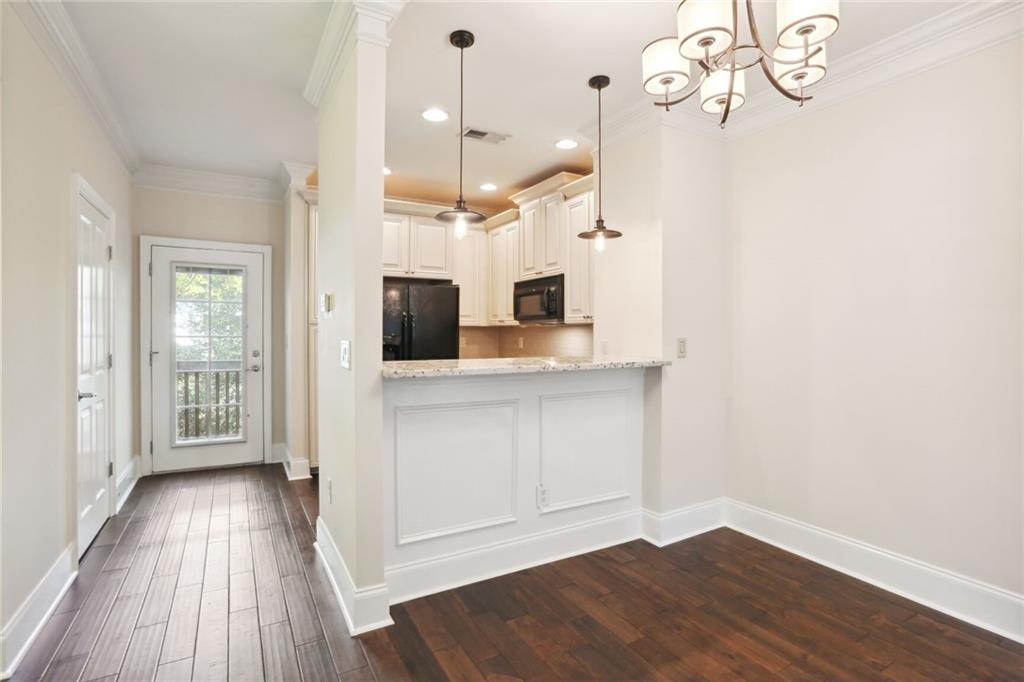 1054 Glenridge Place, Atlanta, Georgia 30342, 1 Bedroom Bedrooms, ,1 BathroomBathrooms,Residential,Sold,1054 Glenridge Place,7294155