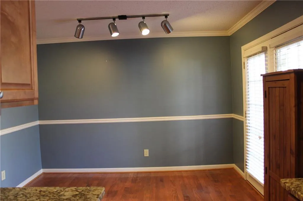 6900 Roswell Road Unit F6, Atlanta, Georgia 30328, 2 Bedrooms Bedrooms, ,2 BathroomsBathrooms,Residential,Sold,6900 Roswell Road Unit F6,5816602
