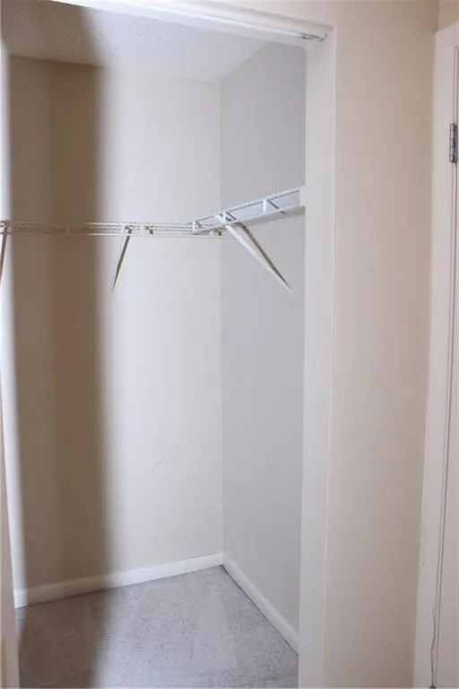 6900 Roswell Road Unit F6, Atlanta, Georgia 30328, 2 Bedrooms Bedrooms, ,2 BathroomsBathrooms,Residential,Sold,6900 Roswell Road Unit F6,5816602