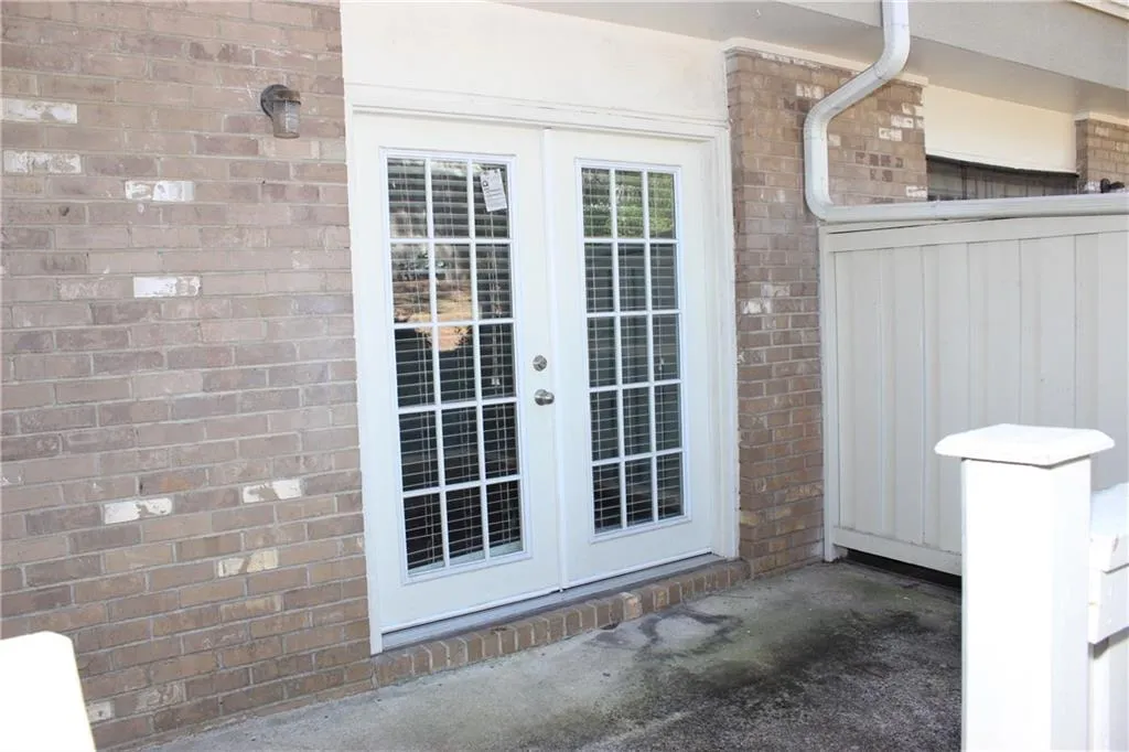 6900 Roswell Road Unit F6, Atlanta, Georgia 30328, 2 Bedrooms Bedrooms, ,2 BathroomsBathrooms,Residential,Sold,6900 Roswell Road Unit F6,5816602