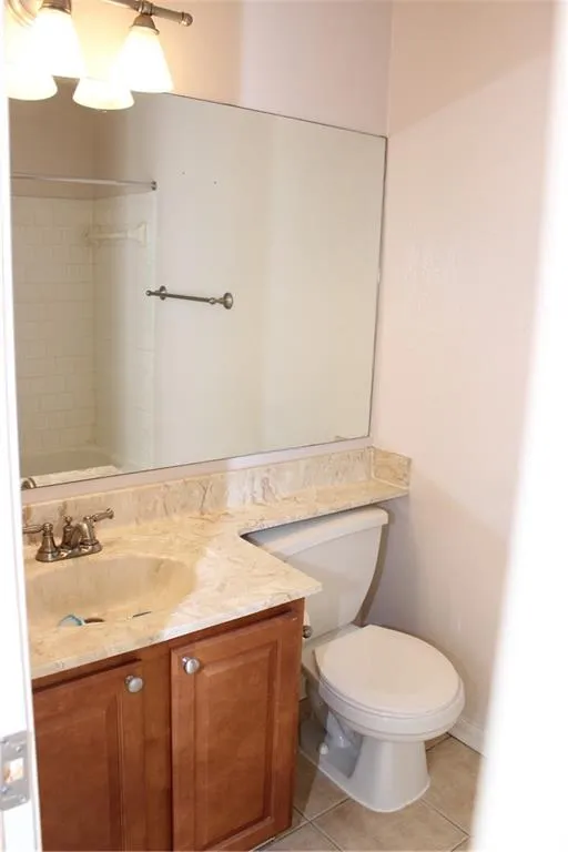 6900 Roswell Road Unit F6, Atlanta, Georgia 30328, 2 Bedrooms Bedrooms, ,2 BathroomsBathrooms,Residential,Sold,6900 Roswell Road Unit F6,5816602