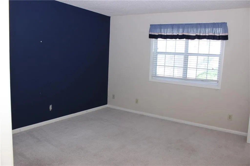6900 Roswell Road Unit F6, Atlanta, Georgia 30328, 2 Bedrooms Bedrooms, ,2 BathroomsBathrooms,Residential,Sold,6900 Roswell Road Unit F6,5816602