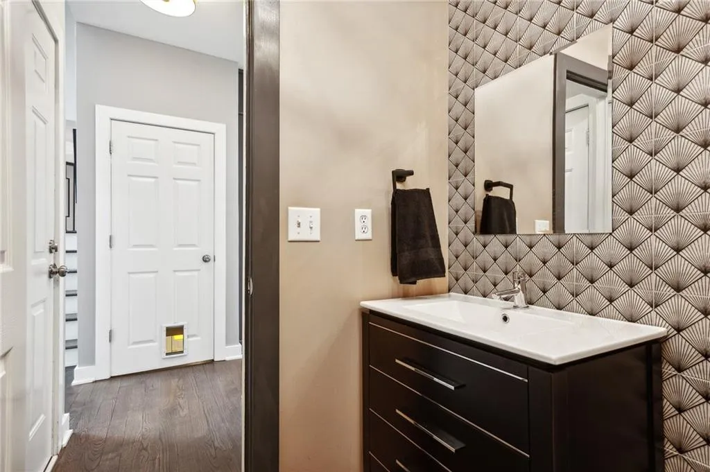 Powder Room