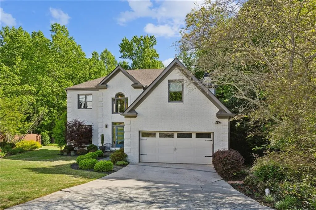 220 Marchand Court, Atlanta, Georgia 30328, 4 Bedrooms Bedrooms, ,3 BathroomsBathrooms,Residential,Sold,220 Marchand Court,7381007